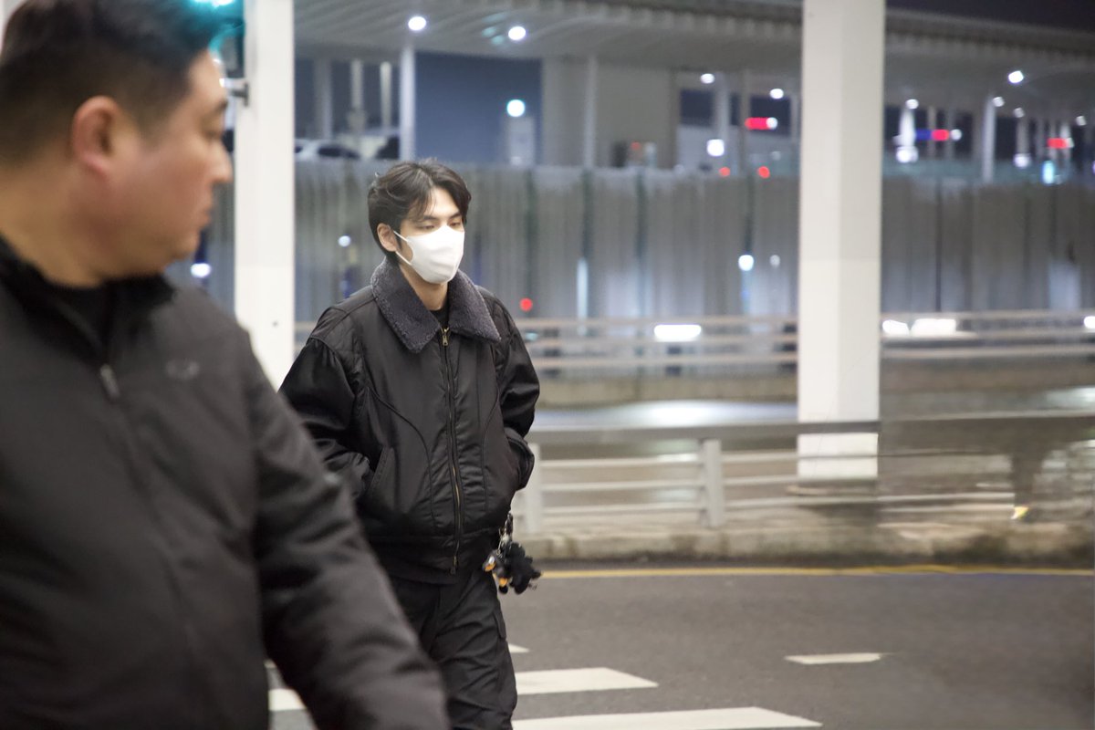 itskwp's tweet image. sungpil and their matching charmander keychain