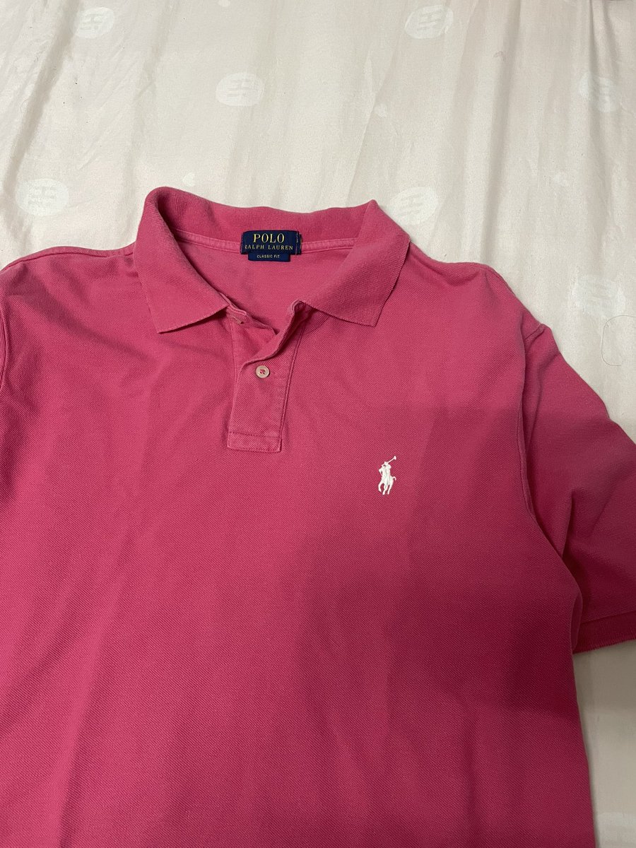 Polo Ralph Rauren เเท้ ชมม้าขาว 300- (รวมส่ง)
อก 46 ยาว 26-27
ของเเท้100%
#PoloRalphLaurenTH #poloralphlaurenthailand #ส่งต่อpoloralphlauren #poloralphlaurenมือ2 #โล๊ะตู้เสื้อผ้า #เสื้อผ้ามือสองสภาพดี #เสื้อผ้ามือสองราคาถูก #ส่งต่อ