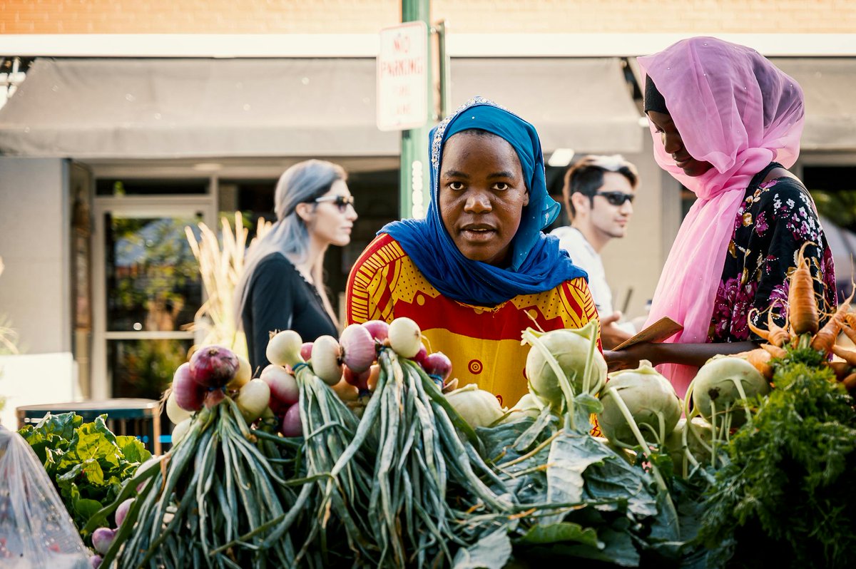 farmingfirst's tweet image. Women are driving global agri-food systems, yet, in agribusiness, they own only one-third of small- and medium-sized enterprises in emerging markets.

Experts Swati Mantri and Bhumika TV share interventions that can unlock women's potential 👇🏾
bit.ly/496aKDp

#IYWF2026