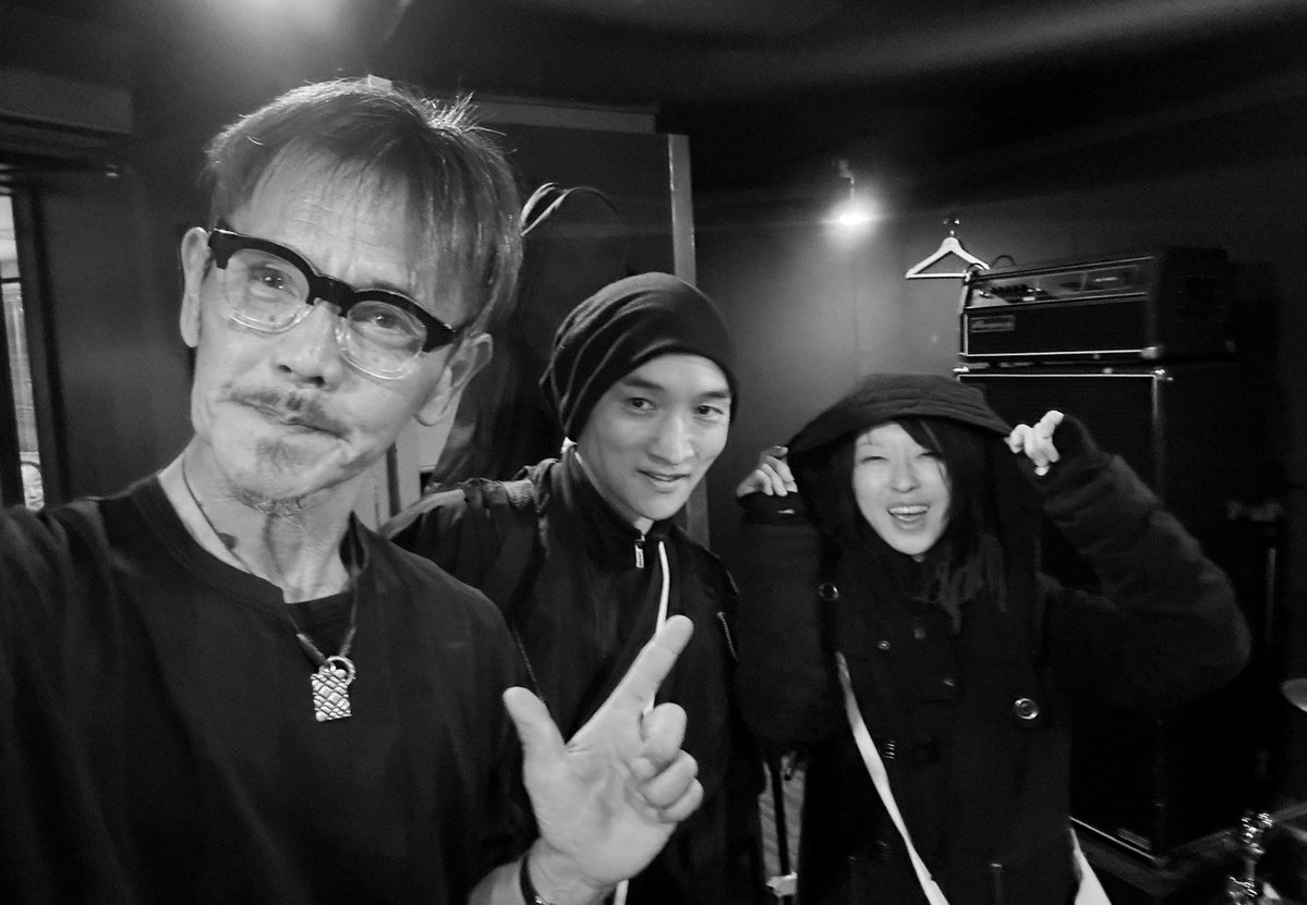 季節外れの死神紫郎バンドの稼働