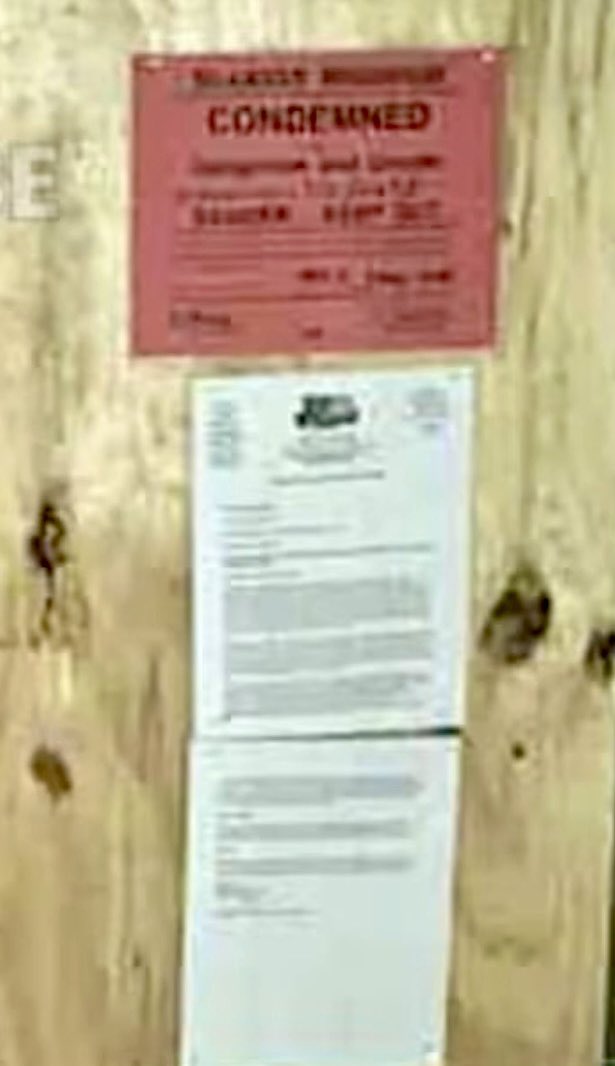 gotthecreamer's tweet image. She’s condemned folks! 💩🪣 #revandshanny #shannyforchrist #poopgate
Photo credit: #fupacheese 🧀