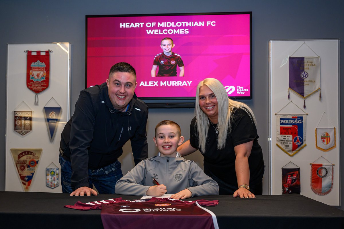 WeeJambos's tweet photo. Last Thursday we welcomed our 2016 age group to Tynecastle Park for our B10s Signing Evening 🏟️

A special milestone as the boys, their families, and representatives from their grassroots clubs celebrated their first registration with our Academy 🇱🇻

Well done Boys👏 https://t.co/r36KwQFWCC