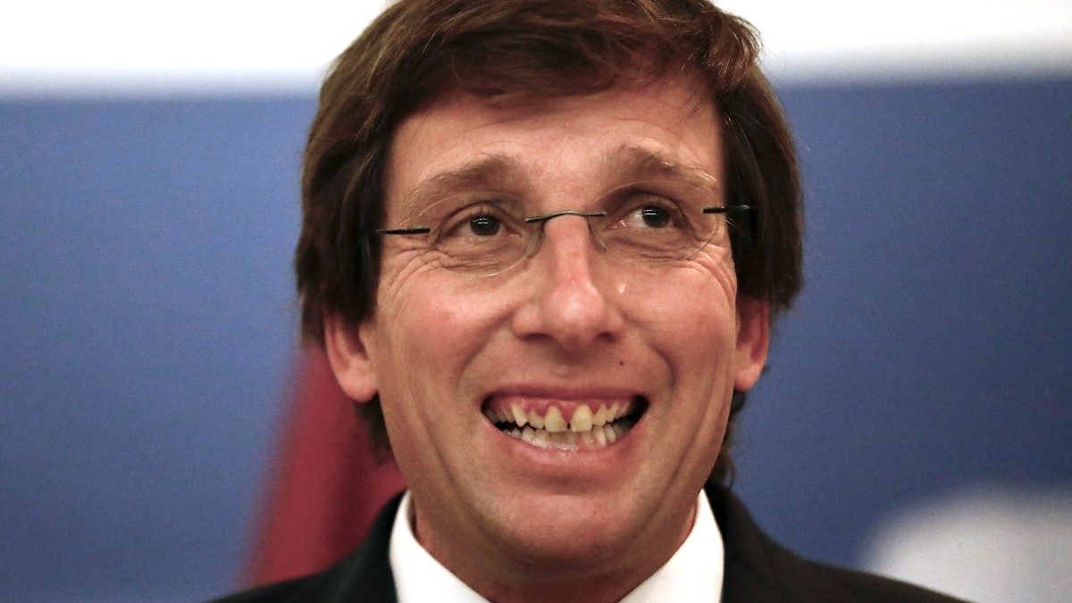 DSocialista_'s tweet image. El Ayuntamiento de Madrid planea desalojar un asentamiento de personas sin hogar en la M-30 junto al edificio Los Cubos

"Vecinos preocupados" instigan una guerra contra los pobres mientras se espera una intervención policial inminente.

➡️diariosocialista.net/2026/01/15/el-…