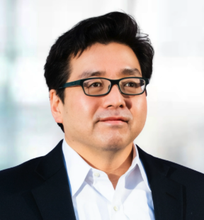 coinbureau's tweet photo. 🚨BITMINE INVESTS $200M INTO MRBEAST’S FIRM

Bitmine announced a $200M equity investment into MrBeast's Beast Industries.

Tom Lee called MrBeast “the leading content creator of our generation,” with unmatched reach across Gen Z, Gen Alpha, and Millennials. https://t.co/bkU7IV53nB