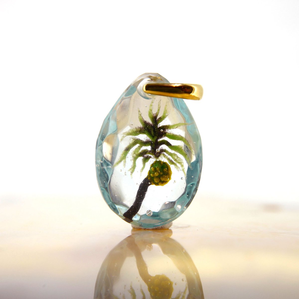 ナカダマサヒデ 1cmの宇宙 ガラス彫刻 ペンダント スケーリーフット ナカダマサヒデ 1cmの宇宙 ガラス彫刻 ペンダント スケーリーフット