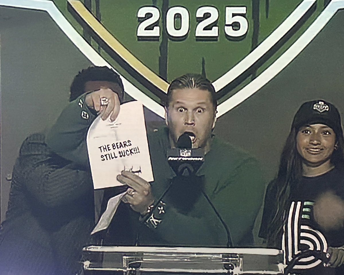 GBraggsJr23's tweet image. how it started                      how it's going