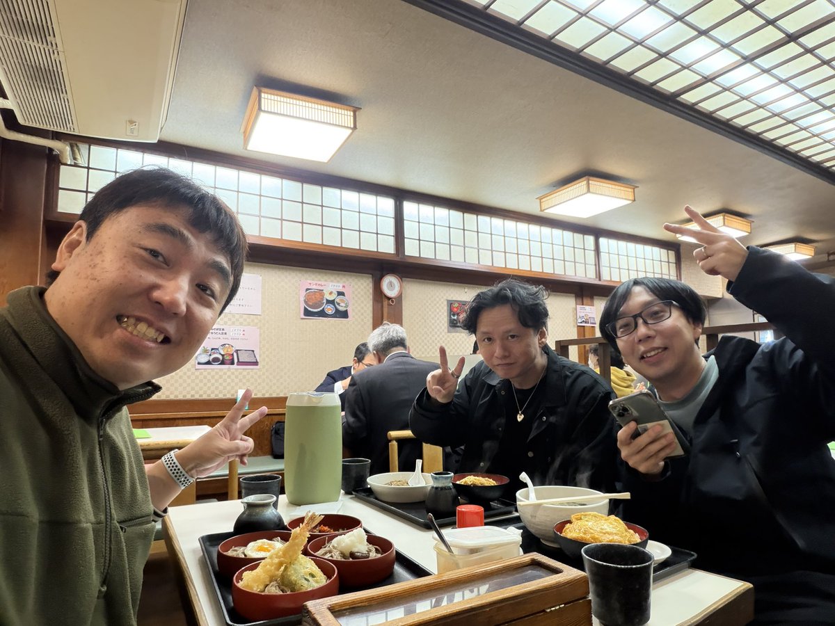 今日は音楽クリエイターの中島くんとhiGashiさんがスタジオに来てくれてました！！めちゃめちゃ密度の濃い有意義な時間をすごしましたっ😊✨️2人ともありがとーーーっ！！！いい刺激をいただいたぜ！！！