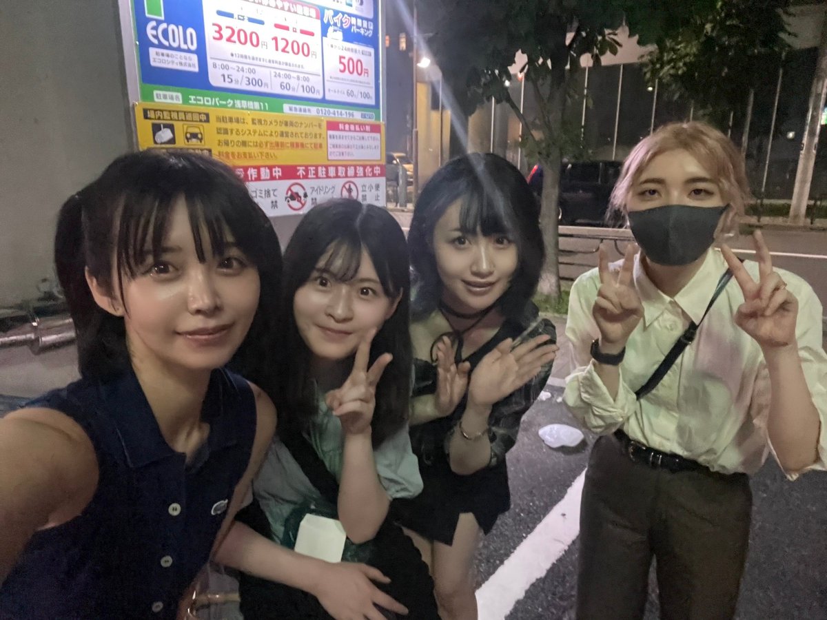 tugu_kanden's tweet photo. 【お知らせ】13年間続けてまいりました『キャラパカフェ』は、2026年2月末をもって終了することとなりました。
「つぐ」として活動をスタートした場所であり、たくさんの仲間やお客様と出会い、思い出を重ねてきた大切な場所でした。13年間、本当にありがとうございました。これまでのご愛顧に心より感謝申し上げます。　

スタジオコッパーでの『キャラパカフェ』はここで終了しますが、名前と思い出はこれからも大切に、今後形を変えてまた皆さまとお会いできる日を願っています。

《スケジュール》
1/18 キャラパアニマルDay
2/23 さよ��ら競泳水着Day
2/28 さよならメイド服Day

2/28がラストとなります。
最後までよろしくお願いいたします😣✨✨✨