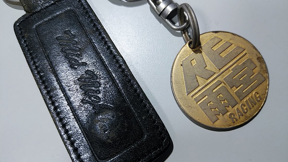 なんか、久しぶりに風邪ひいたみたいです・・・・
この歳になっても走れないと体調崩すみたいですw
どこでもいいから走って無いとマグロみたいに死んじゃうのかも。
軽タローは暫く復活無理だけど、代わりにNCが・・・・
カロゴンは早く走れるようになってほしいが色々とね。
#画像はイメージです