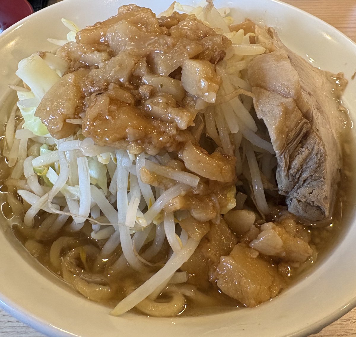 茨城県　古河市
スマートピッグ
中300g アブラトッピング
久々にG系食べたけど美味しかった。マジで😋