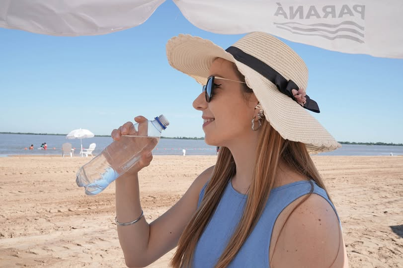 HospitalSBColon's tweet photo. 🌴✈️ Verano y viajes seguros 🧳☀️ Desde Salud recuerdan la importancia de cuidar la salud antes, durante y después de viajar 🩺💉 #VeranoSeguro #Viajes #Salud #Prevención #Vacaciones https://t.co/oYOBnuwgZz