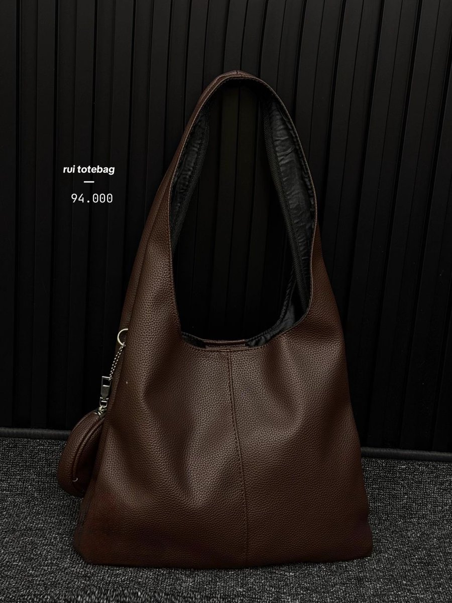 vlailuds's tweet image. afordable bags by local brand

a thread