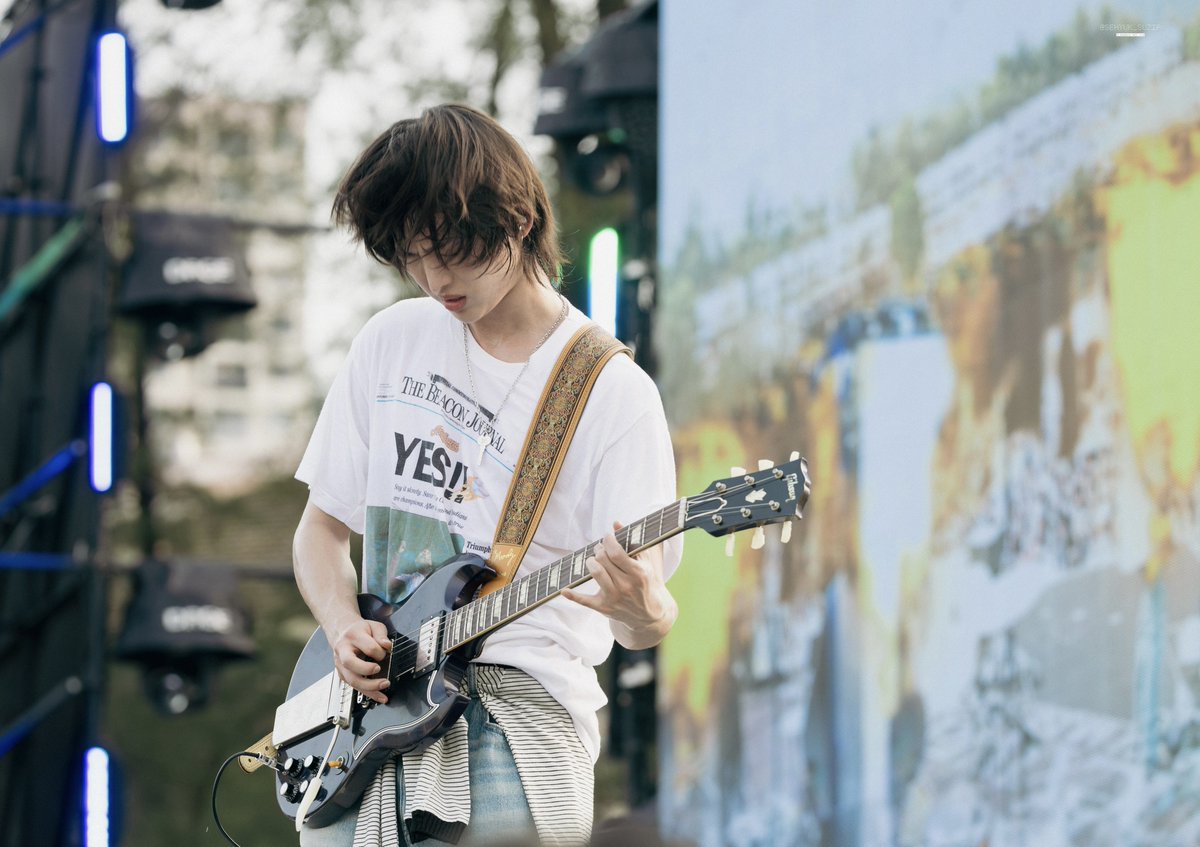 250706 홍콩 NEXT WAVE

나의 소년

#권세혁 #드래곤포니 #DragonPony