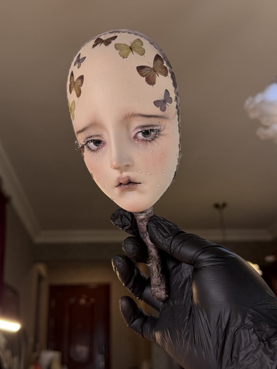 哭泣的蝴蝶🦋当然～她是一枚镜子🪞