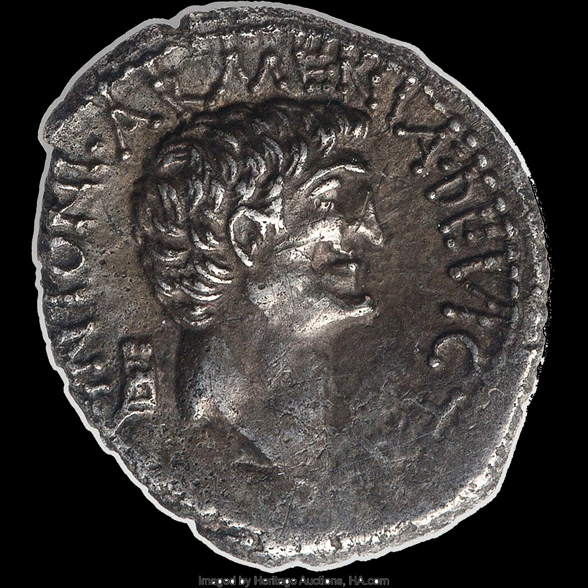 Coin of the Day: For #ThrowbackThursday, here’s #Cleopatra and #MarcAntony on a #silver #denarius struck a few years before their deaths in 30 BC after being defeated by Octavian. Bidding is already up to $10,000 for it in a Heritage sale this month: tinyurl.com/mpfy3pan #coin