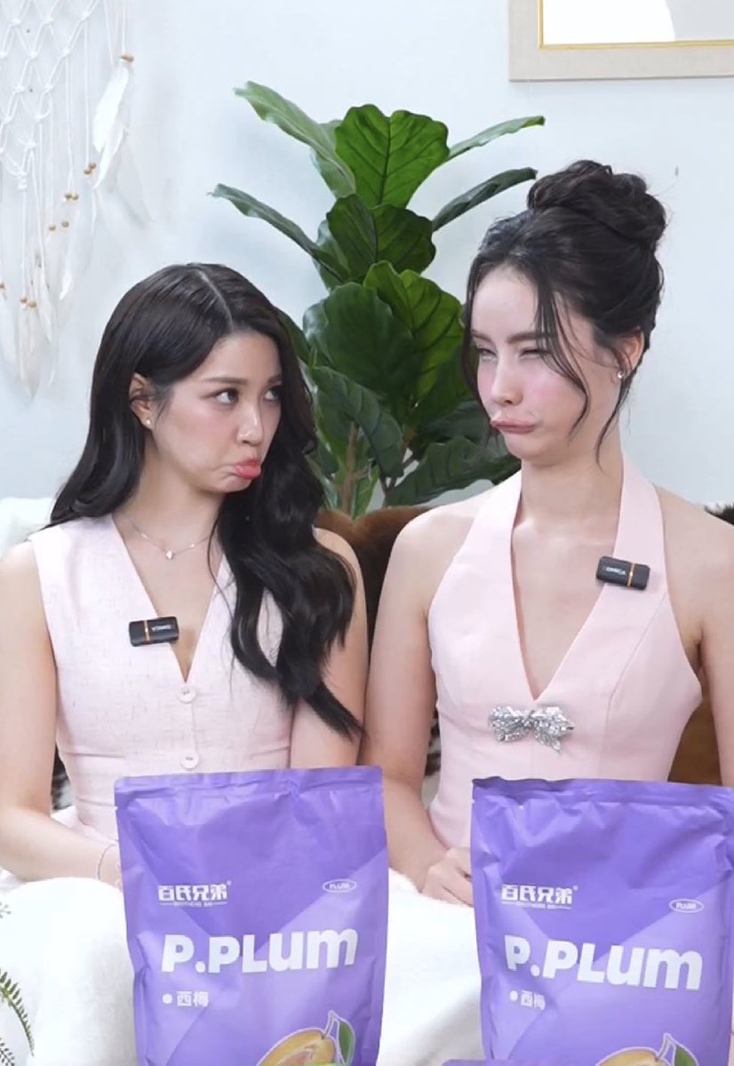 ป้าให้เลย ที่สุดของไลฟ์วันนี้ สนุกครบจบมากกก 

GINJAY LIVE WITH BAISHI BROTHERS
#GinJayXBaishiBrothers