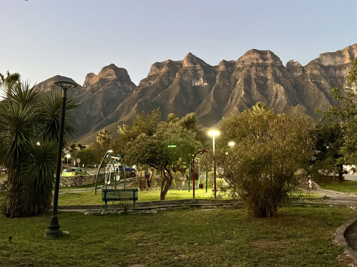 Mi Cerro de las Mitras hermoso

#CiudadDeLasMontañas