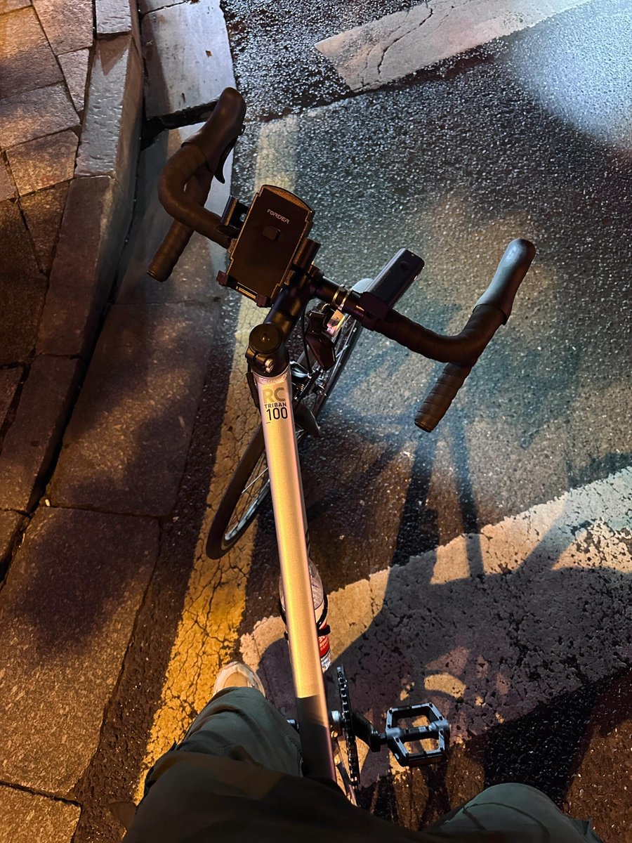 RunJunko722's tweet image. ただ今、帰宅です～今日は自転車で出かけて、ただいま帰宅の途中です