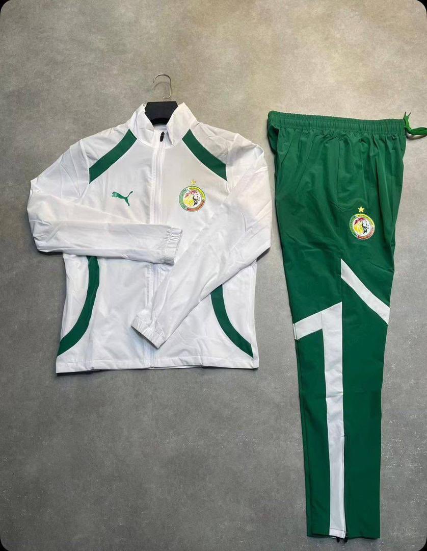 Ensemble Blouson Sénégal disponible 🔥🔥
Livraison gratuite 
Taille dispo:s-m-l-xl-xxl
📩DM ou watsApp pour passer vos commandes📱774649488
<a href="/Nabyleu/">PunchTchineur ⭐️⭐️🇸🇳</a> @PaadoudouT <a href="/1mecparfait/">Khalil_bissap🇸🇳🇬🇼🥤</a>  @Morreal14