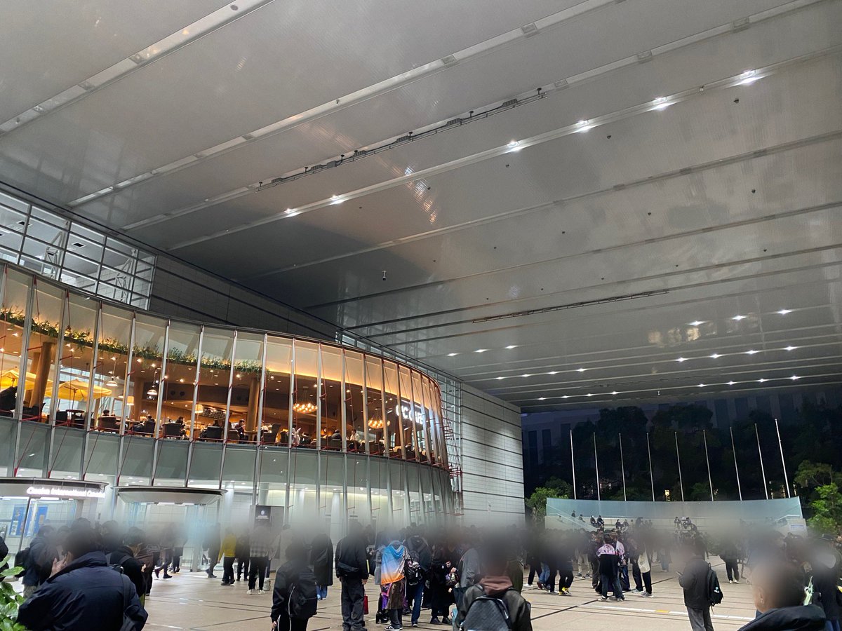 ChannelFdo's tweet image. 🎭AveMujica 6th LIVE🎭
「Ulterius Procedere」大阪公演、東京から駆け付けました🚄

Sophieの叫び声、佐々木さん凄すぎる…！
音も良き、いい会場で最高のパフォーマンスを楽しませてもらいました✨

この会場…昔サイサイで来たから懐かしい…！

#UlteriusProcedere_大阪 
#バンドリ
#AveMujica