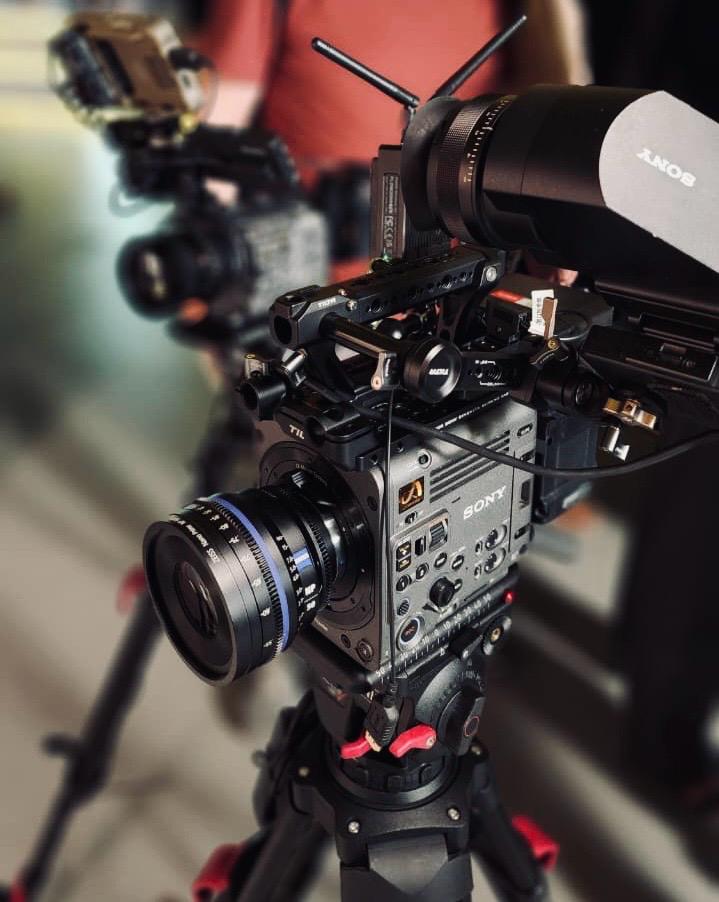 BroadcastProME's tweet image. A strong start to CINECommunity Jan 2026 with 70+ professionals at Advanced Media Dubai, exploring digital cinema, VFX &amp;amp; storytelling. 
Two days to go—don’t miss out.

#CINECommunity #Filmmaking #WomenInFilm #WomenBehindTheCamera #Cinematography
#SustainableFilmmaking