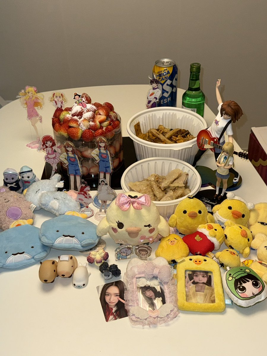 duu . . (듀) tweet media