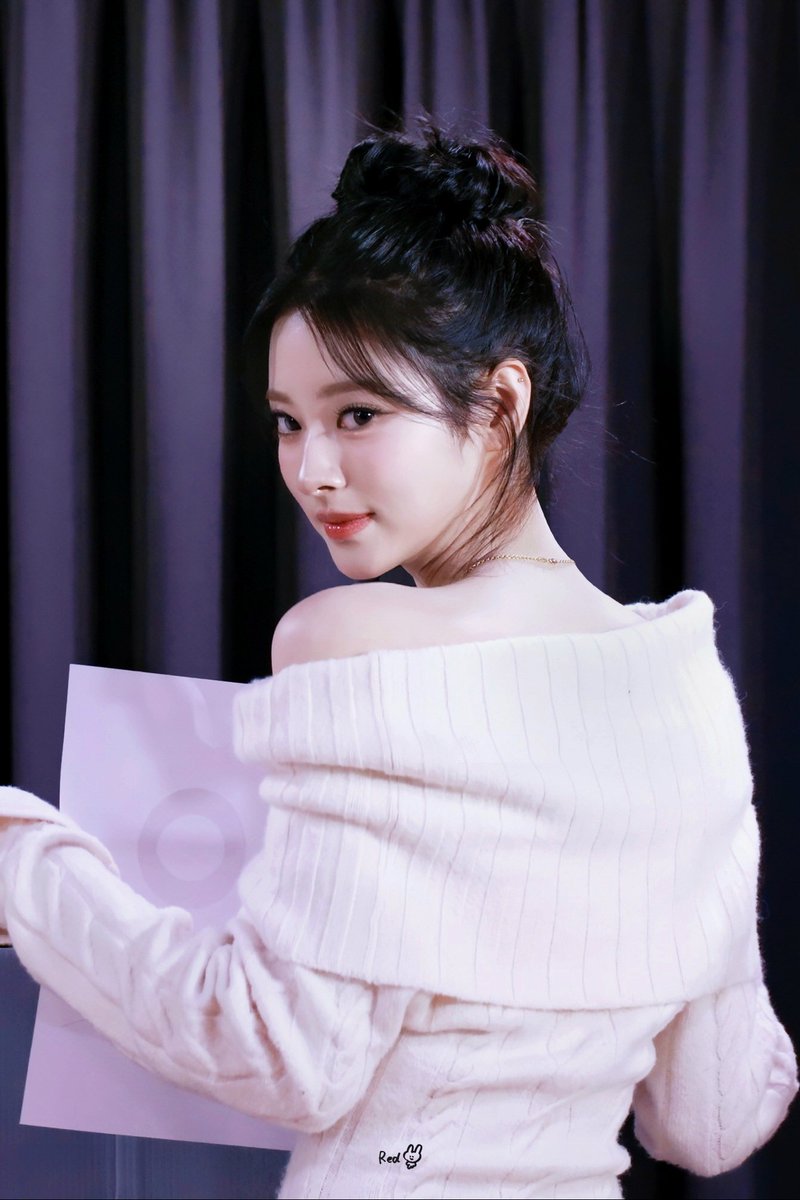 𝙍𝙀𝘿 tweet media