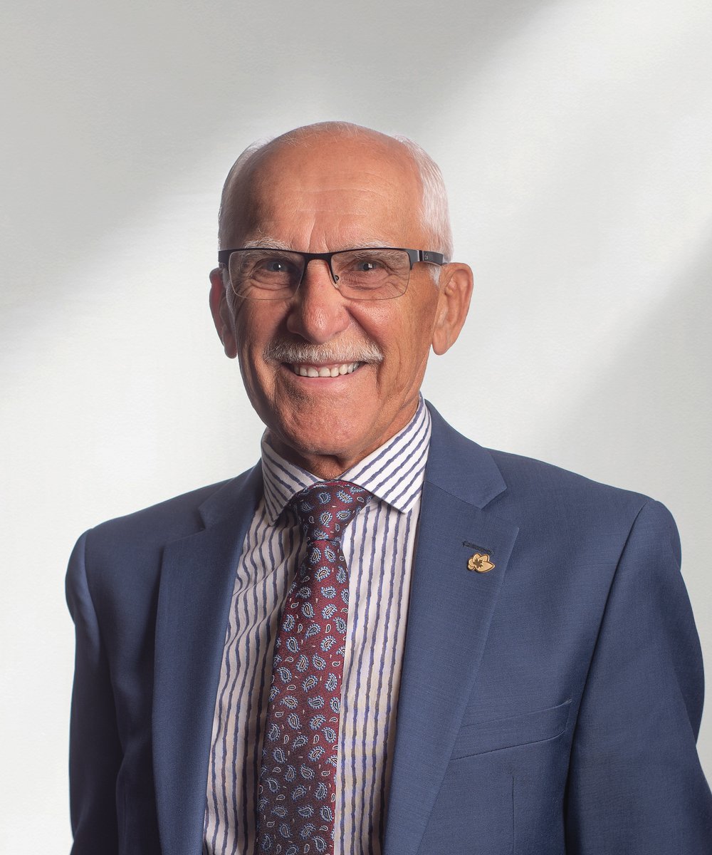 Bienvenue à M. Bob Lepischak au sein du conseil d’administration !♻️
Producteur au Manitoba, il apporte une vaste expertise issue de ses rôles chez <a href="/GrainGrowers/">Grain Growers of Canada</a>, POGA et MOGA pour aider les producteurs à récupérer les plastiques agricoles.
bit.ly/3Zb61xN