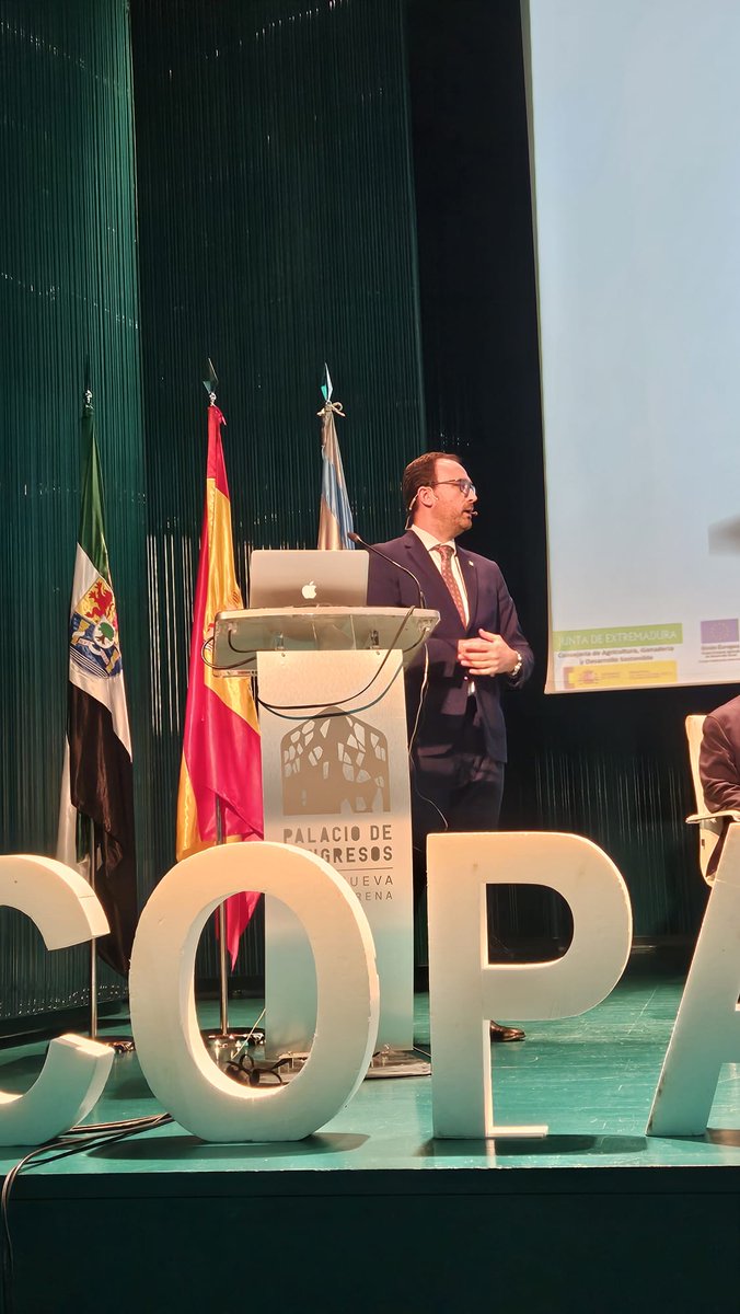 Agricultura, Ganadería y Medio Natural tweet media