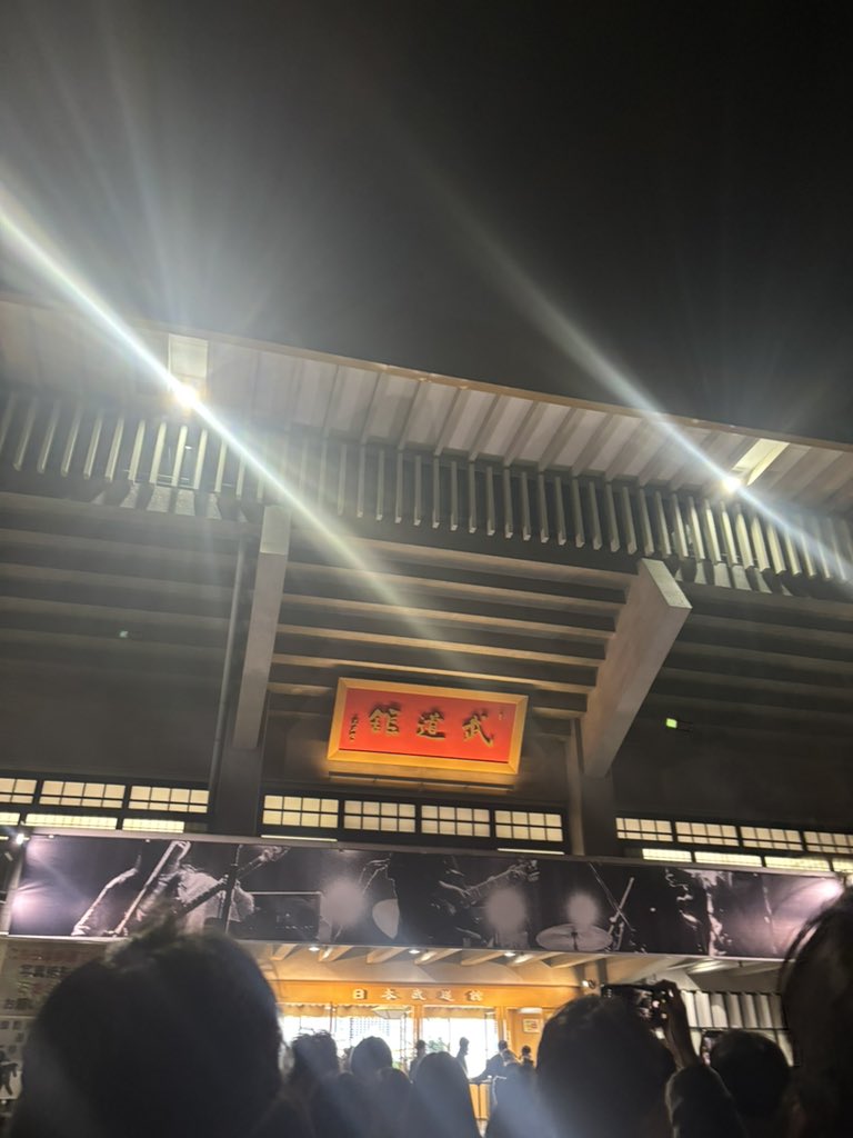 獅子座 tweet media