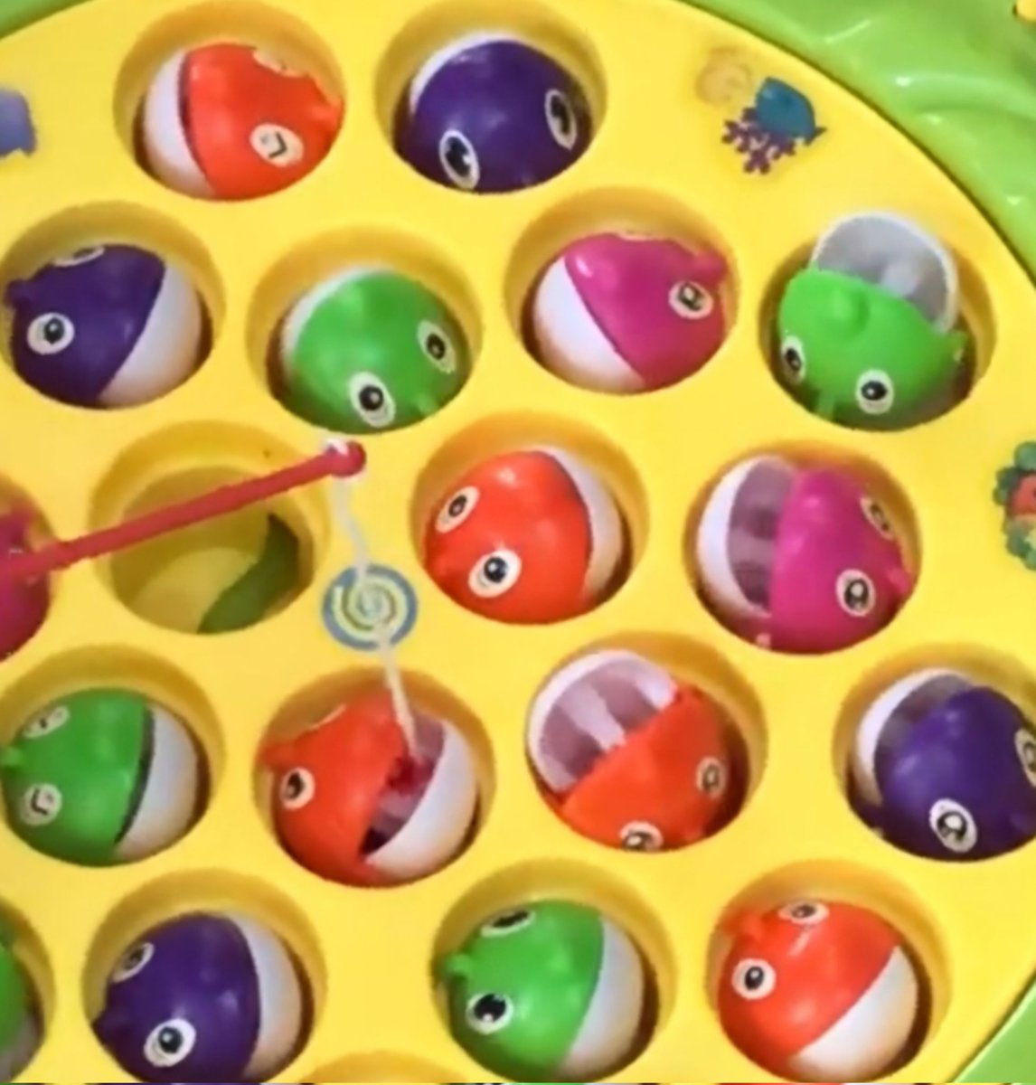 ก็ว่าคุ้นๆเหมือนอะไร 555655665 😆

GINJAY LIVE WITH BAISHI BROTHERS
#GinJayXBaishiBrothers