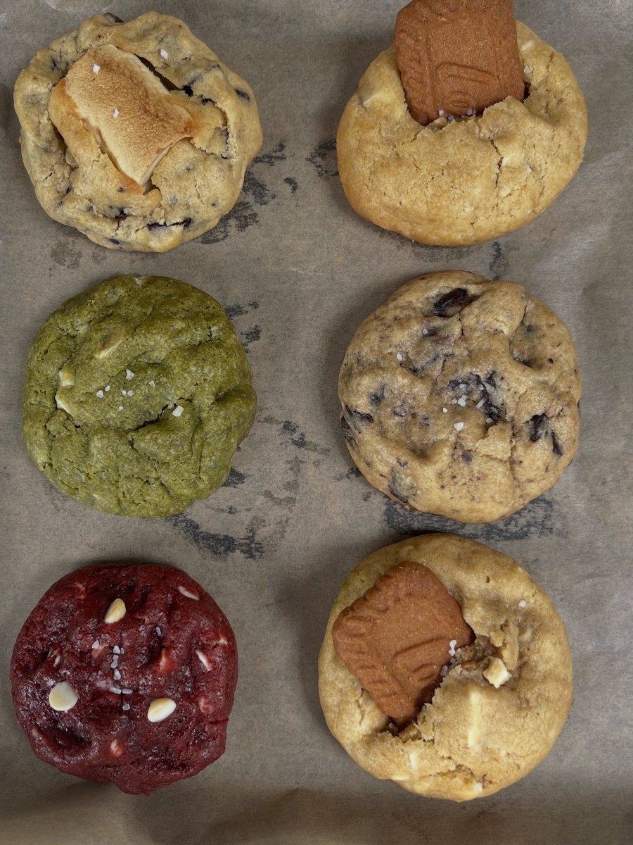 butterrflaayy's tweet image. Hi Cookie Lovers!!🍪

Aku mau open po soft cookies, cocok banget buat kamu yang suka ngemil😋

📆Ready Senin,19 Januari
📍Area solo : COD/GOSEND/PICKUP
🚚Luar solo : shopee 

💌DM for more info