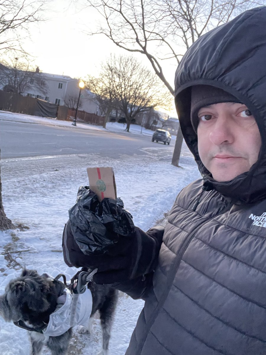 WorkforceJames's tweet image. 3,000-day #litterchallenge Day 2,320: Morning, Sunshine! 🥶

#PlasticCups 

🌎🚮🗑️🐶😎✋💚 x77
#AtLeastOneaDay #OreotheDog