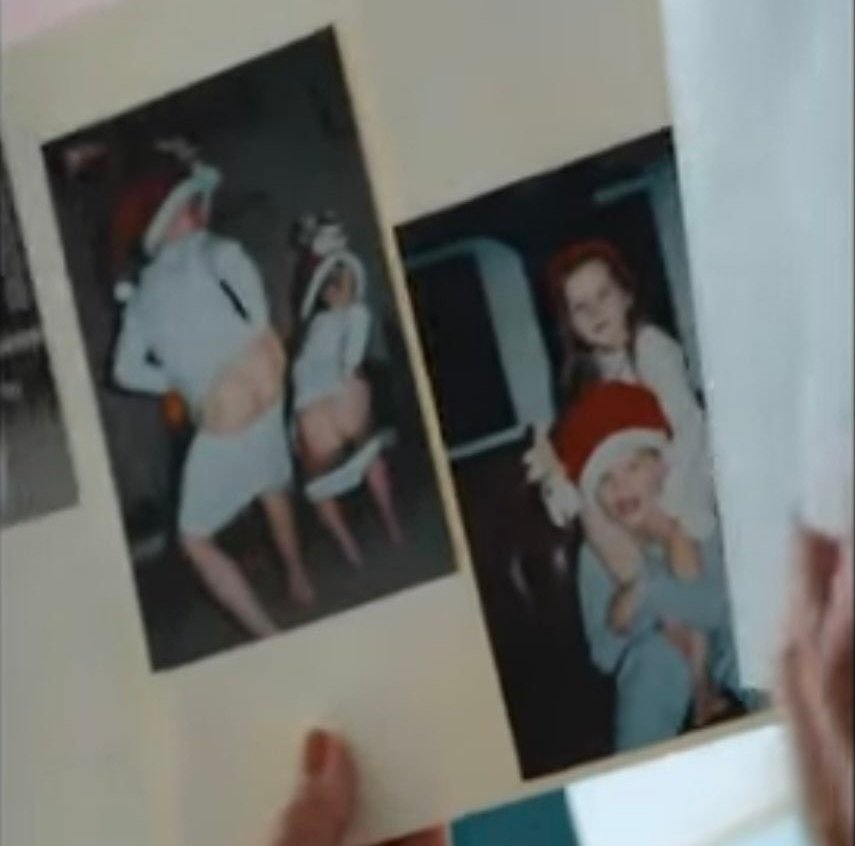 day 38 — until next season begins
• max &amp; victoria childhood 

showing off their bums 😭