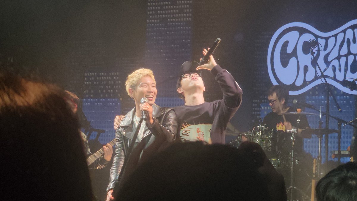 살면서 이런걸 볼수있었다고...? 싶었던 공연임...
라...