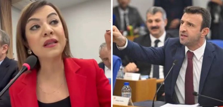 haberaktifcom's tweet image. AKP Ankara Milletvekili Orhan Yeğin: 

"Ben yiyorum!"

CHP milletvekili Gamze Taşçıer ile Orhan Yeğin arasında Meclis’te “Yenir Market” tartışması yaşandı.

-AKP Ankara Milletvekili Orhan Yeğin: Gamze Hanım, siz eczacıydınız değil mi?

- CHP Ankara Milletvekili Gamze Taşcıer:…