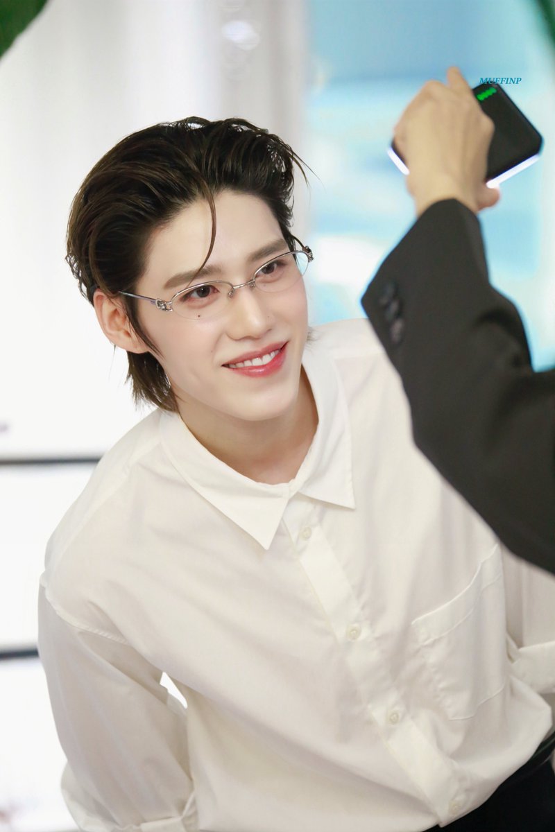 น้องแก้วตาดวงใจทิ่แจกยิ้มแฉ่ง🩵🥹

#GentleMonsterxPP #ppkritt