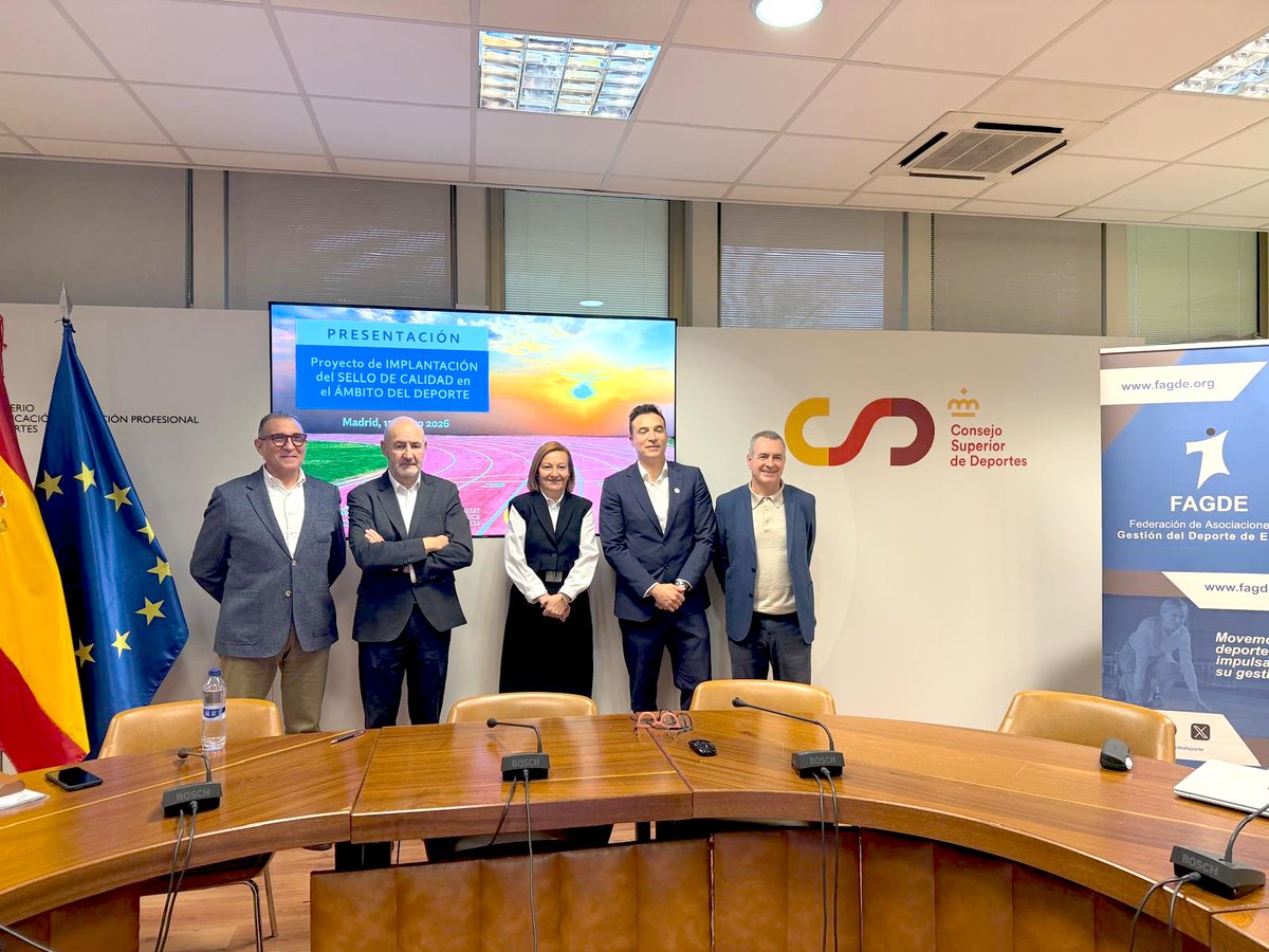 manelvalcarce's tweet photo. ✍️ Pesentado en el CSD el proyecto para impulsar un Sello de Calidad en el Deporte en España, liderado por FAGDE junto a la UPV y GEPACV. Un paso clave hacia la excelencia, profesionalización y la innovación de nuestra industria 🏃

#gestiondeportiva #sellodecalidad #CSD #FAGDE https://t.co/LaHfjreh43