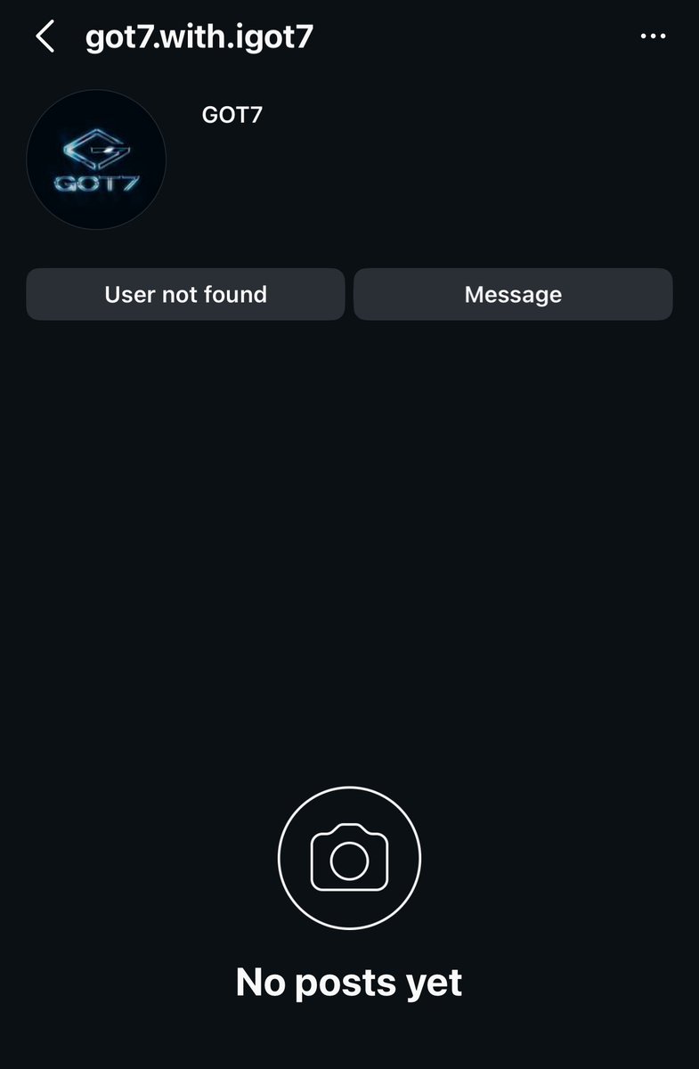 GOT7isOT7's tweet image. the way i didn't even know the GOT7 account was down til jaebeom messaged the backup one 😭😭 this happening an hour before their anniversary is soooo