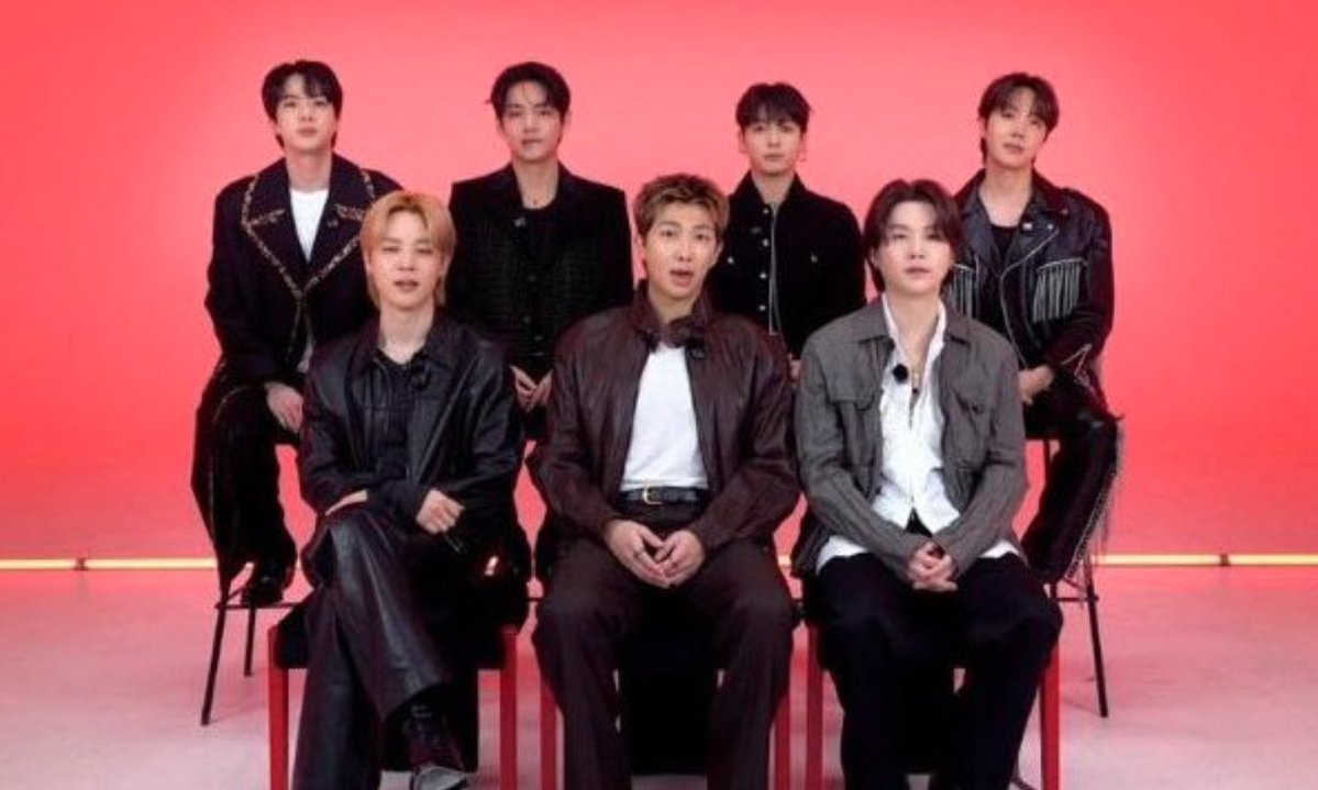 AboutMusicYT's tweet image. BTS in new promotional footage for their album on Apple Music.