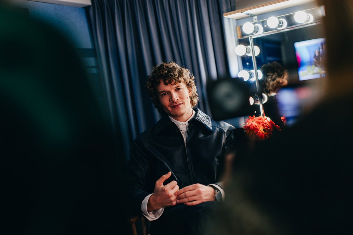 storriephotos's tweet image. Connor Storrie on how he found out that HBO had acquired the distribution rights for "Heated Rivalry" in the U.S.:

"That kind of jump started the press really quickly. Brendan (Brady, executive producer) and Jacob (Tierney, creator) were in a group text with me and Hudson. And…