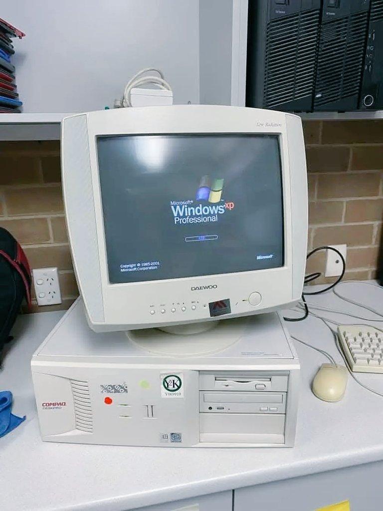 FCKGW-RHQQ2-YXRKT-8TG6W-2B7Q8