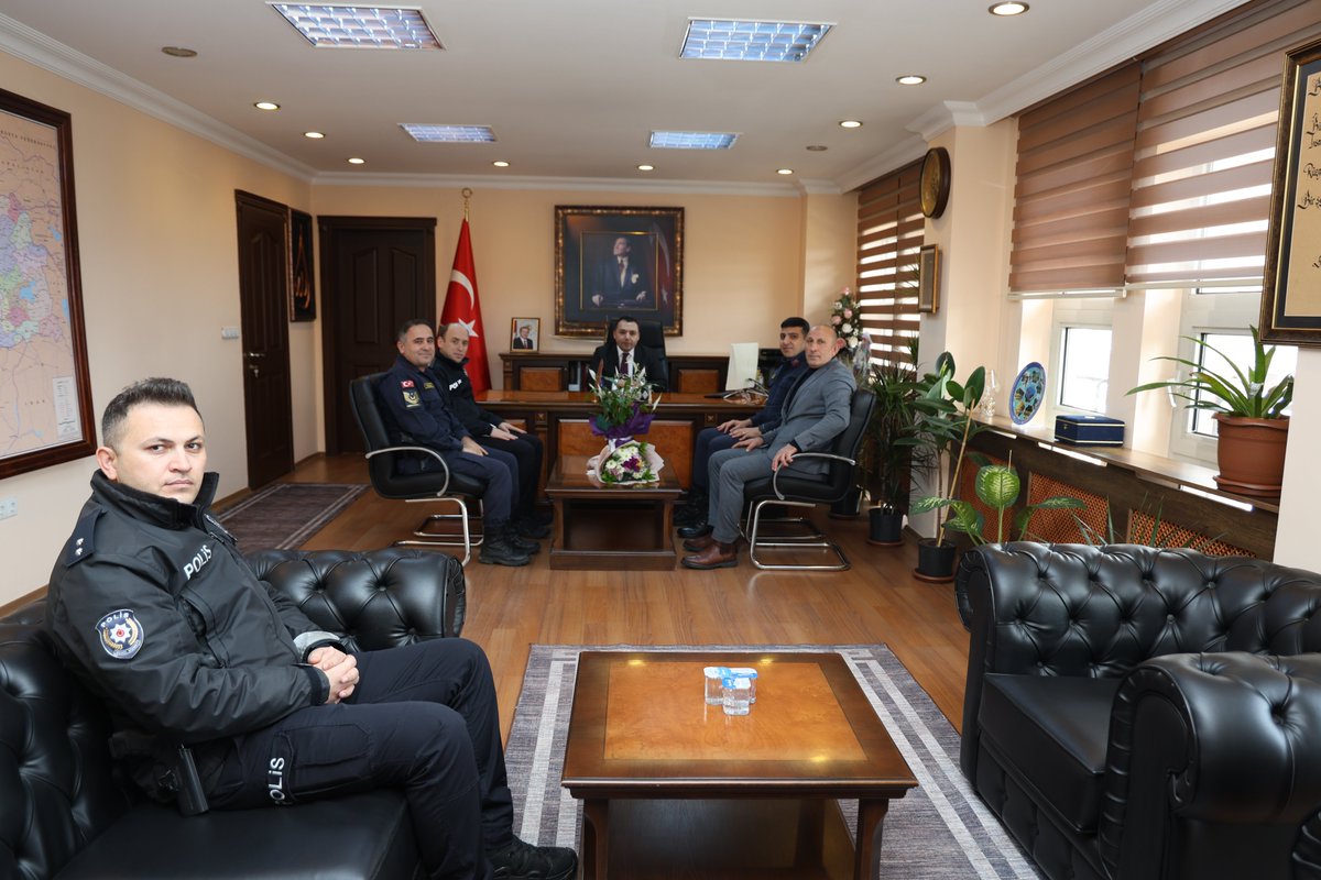 10 Ocak İdareciler Günü münasebetiyle Kaymakamımıza Ziyaret..
instagram.com/p/DTiLeSujKz2/…