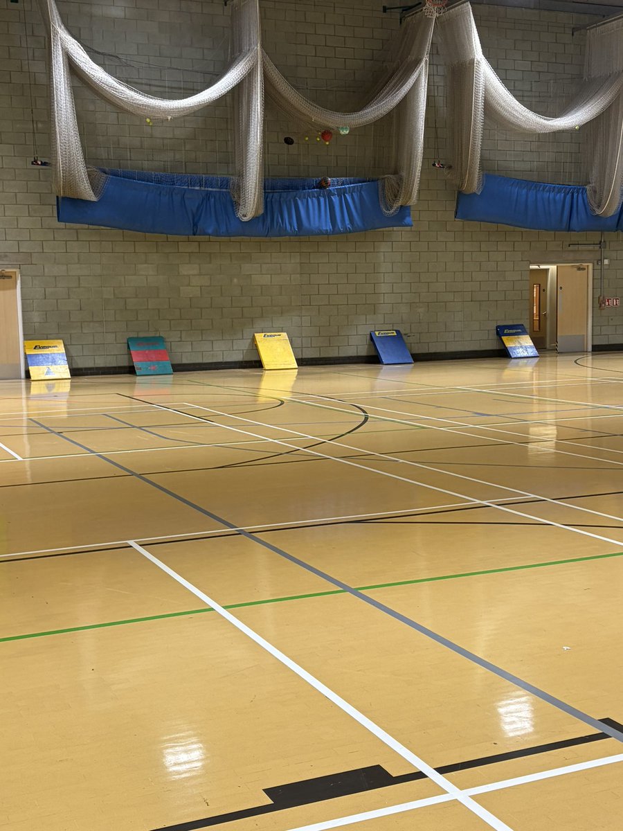 SGOtowerhamlets's tweet photo. A superb day at @MulberryAS for the Year 7/8 Girls @SportshallUK event!

🏫 10 schools
👧 Over 130 participants

Well done to all the girls who took part today 👏

Great effort, teamwork, and enthusiasm on display! #sportshall #athletics #TowerHamlets https://t.co/5j1R1xG0o8