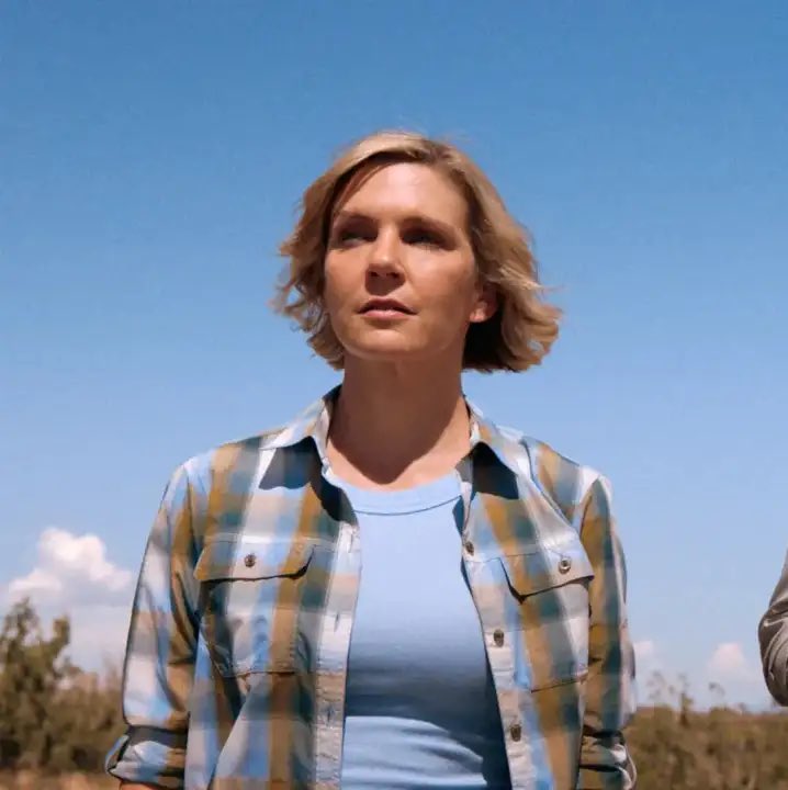 flyttflata's tweet image. need them to queen out Idk