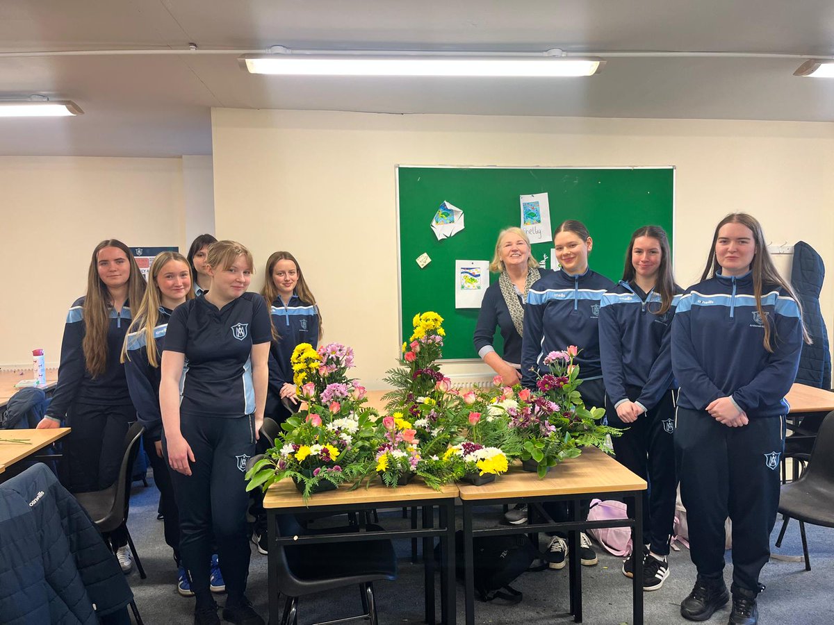 Ardscoil Mhuire tweet media