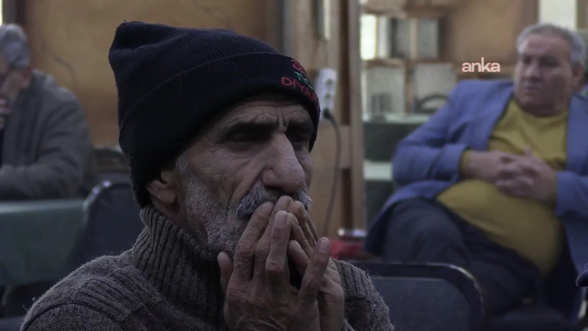 Diyarbakırlı emekliler: Güçleri yetse Azrail’le sözleşme yapacaklar, 'emeklileri öldürün para ödemeyelim' diye!

ankahaber.net/haber/detay/di…
