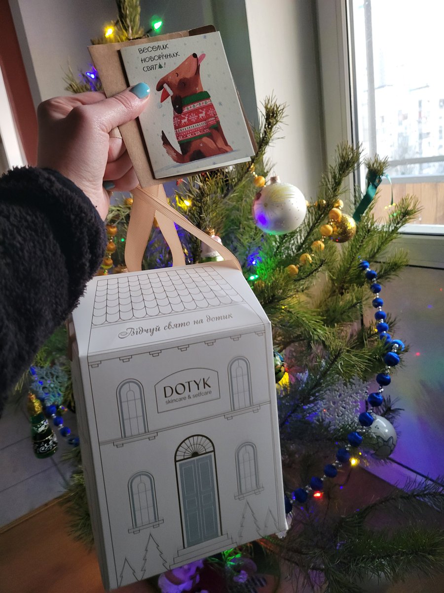 Нє, ну ця <a href="/dashadasha9590/">Даша з Херсона з трьома псами і з Данєю</a>  якась крейзі))
Поивіт Кузяку 🧡