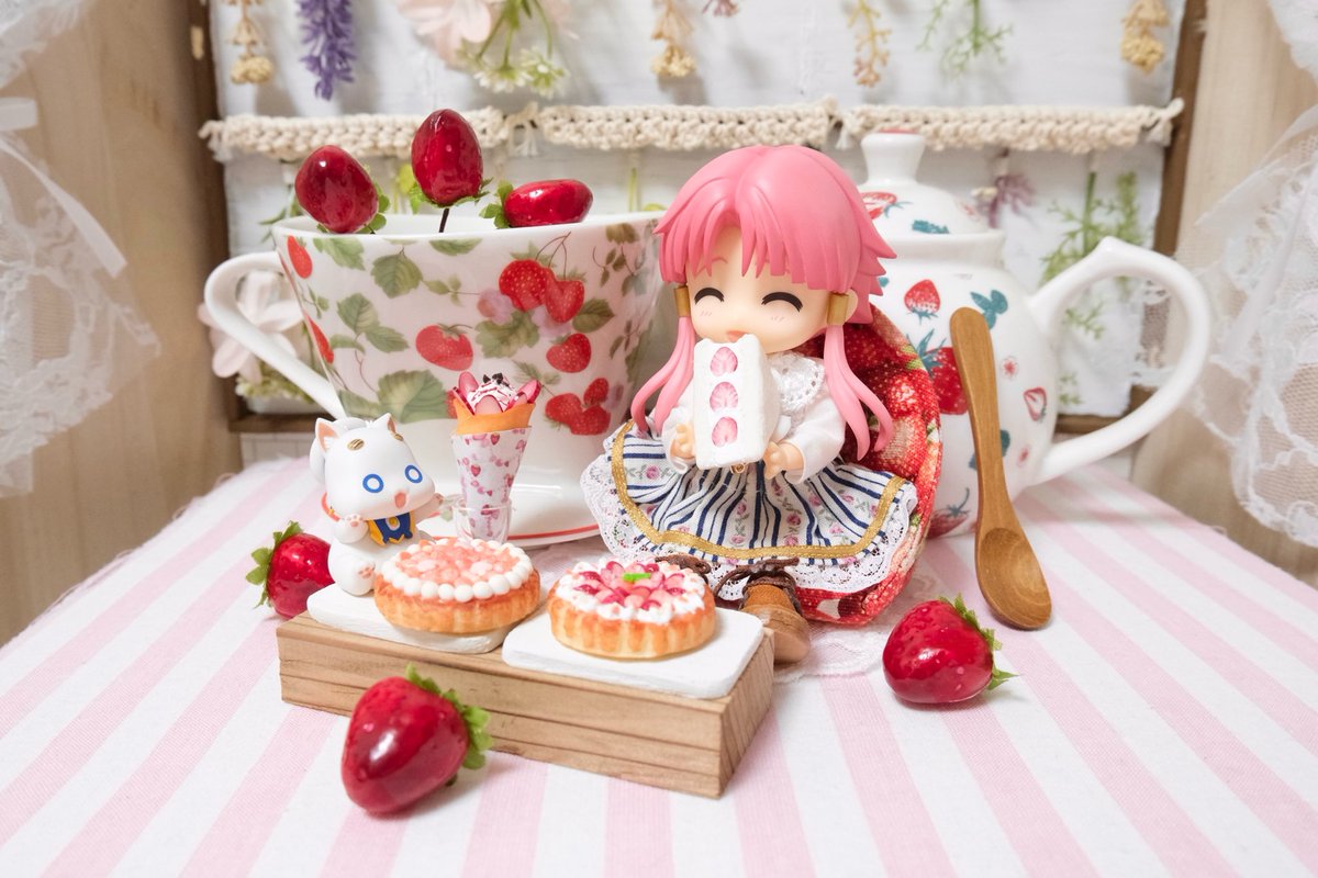 深夜のねんどろ撮影60分一本勝負 1/15【いちご】 我 苺柄 大好物