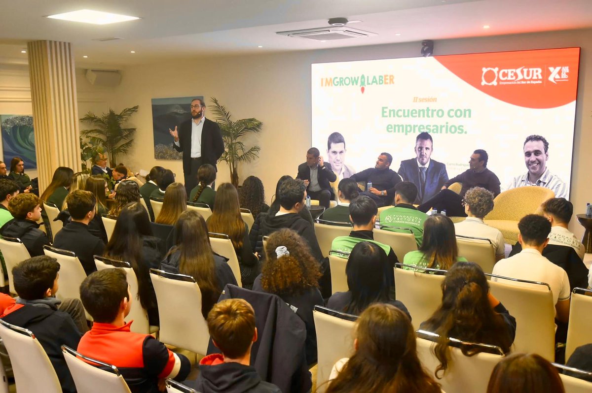 Más de 200 alumnos de Andalucía Oriental se encuentran hoy en Málaga con referentes empresariales en la IX edición de #ImGrowlaber . 🚀

Jaime Obando, Francisco Bernal y Curro Rodríguez comparten sus claves: formación, resiliencia y esfuerzo.

cesur.org.es/celebramos-enc…